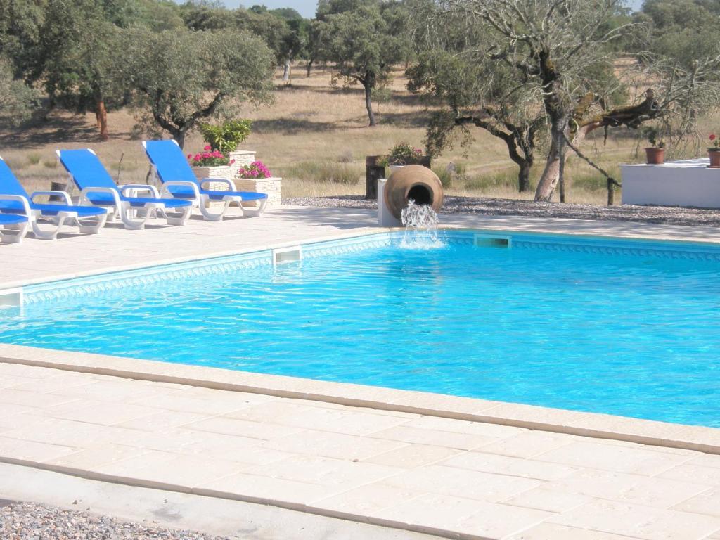 Monte Do Cuca Guest House Mora Exterior photo